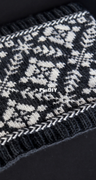Winters Night Cowl by Betsy Hoenes - Cast On, Fall 2020 - Free
