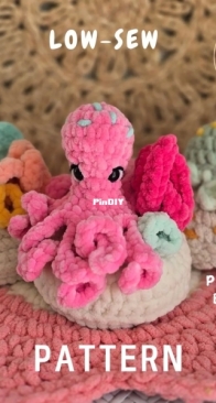 Knots Merry Yarn - Emily Lopez - Ocean Crochet Pattern