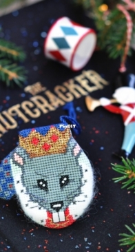 Living On The Rainbow - Mouse King Mitten by Olena Kovalenko - Free