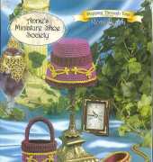 Annie Potter - Annies Miniature Shoe Society - Stepping Through Time Collection - Regal Beauty