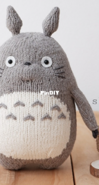 Totoro by by Trang Lê - Shino Crafts