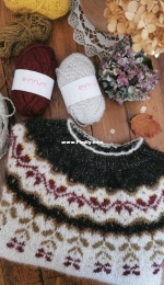 Agrifoglio Pullover by Alessia & Favia Taverna - Knitting For Breakfast - English French Italian Spanish