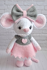 Zefirka room - Olga Filippova - Girl Mouse - English