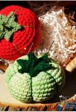 The Hooked Haberdasher - Wendy Bickford - Heirloom Tomato Pincushion - free