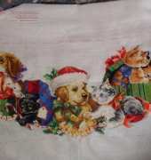 Dim. Frisky Friends Tree Skirt