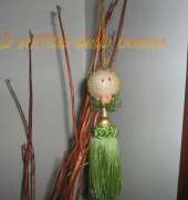 Tassel angel