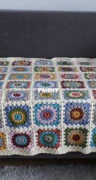 Sunburst granny square blanket