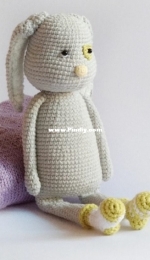 BannAnnaBears - Anna Kibalchich-Poda - Sleepy Bunny