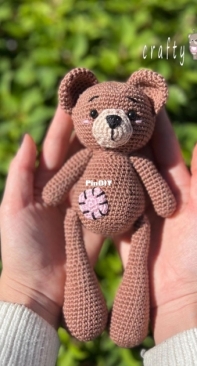 Crafty Lacey - Handmade by Lacey - Lacey Hill - Teddy Bear - Free