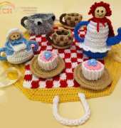 Maggie Weldon - Donna Collinsworth - PB054 - Red Riding Hood Tea Set