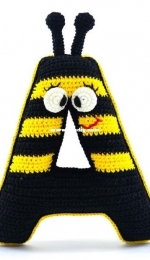 Circulo SA - Andreia Miano - Amigurumi Letter A - Translated - Chinese