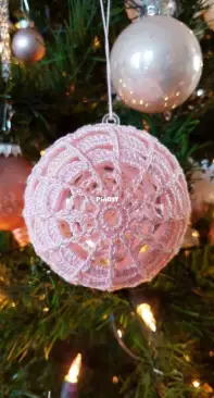 Yvonne Blanker - Kerstbal 7cm Nr. 1 - Christmas Ball 7cm Nr. 1 - Dutch - Free