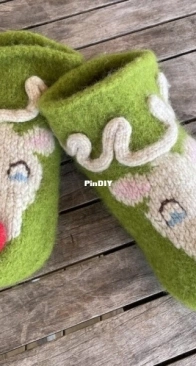 Rudolph Felted Slippers by Arne & Carlos
