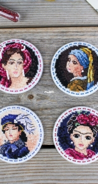 MP Studio Firebird Ladies Magnets