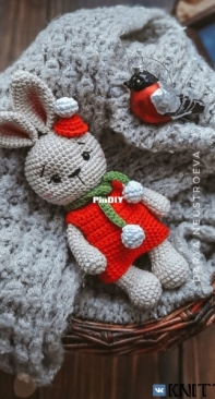 Darya Neustroeva - Дарья Неустроева - Bunny in a New Years costume - Зайка в новогоднем костюме - Russian - Free