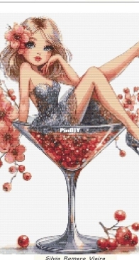 Lady Champagne by Silvia Romero Vieira - Free