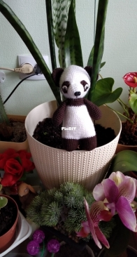 Crochet panda