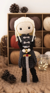 Aracnene - Stephanie Espinal - Daemon Targaryen - English