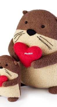 Fluffmonger - Squeakers the Otter Plush Pattern -  Free