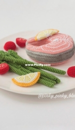 Pinky Pinky Blue - Nadejda Khegay - Salmon Steak with Asparagus