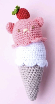 Alanja Handmade - Luísa Caldeira Cabral -  StrawBear Ice Cream - Free