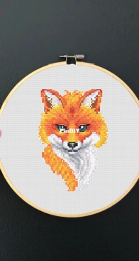 Tiny cross stitches - 121 Fox