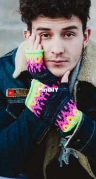 Thanksgiving Mitts by Rosemary (Romi) Hill