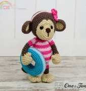 One and Two company- Carolina Guzman- Lily the Baby Monkey Amigurumi - English