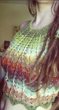 Of Mars - Hannah Martin / Hannah Bovender - Fern Crochet Crop Top