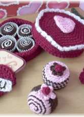 KTBdesigns - Sally Byrne - Valentine Treats - English