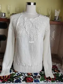 Ariya sweater