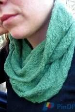 Never-Ending Cowl by Ash Kearns /Ash Kearns Handknitting-Free