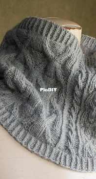 Wickershanks cowl by Carol Sunday