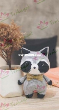 Hainchan Design - Hainchan - Hanh Tran - Tico The Little Racoon - Tico o Pequeno Guaxinim - Portuguese - Translated