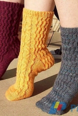 Crosswaves Socks by Sarah Wilson -Eng.,Italian-Free
