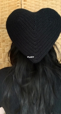 Sweet Rebel Studio - Heart Beret