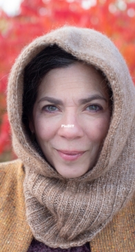 Hoodola Hooded Cowl by Laura Nelkin - Updated