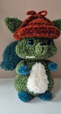 Sweet Fluffy Stitches - Jay Mooney - Holmes the Squirrel