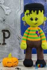 One and Two Company - Carolina Guzman - Frankie Amigurumi