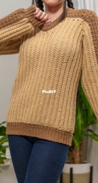 TCDDIY - TeeCe - Two-Toned V Neck Sweater - English