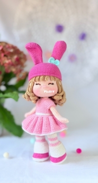 Dünyanın Amigurumisi - Milei Doll & little rabbit
