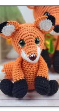 Sweet Oddity Art - Carolyne Brodie - Mini Fox