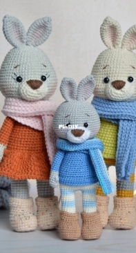 Vishnevaya Masterskaya - Valentina Vishnevskaya - Bunny Family