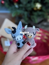 Chiara Cremon - Chiacrafts - Donkey and Ox - English