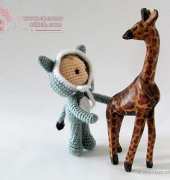 Tales of Twisted Fibers - Serah Basnet - Bitsy, the Baby in a Donkey Suit - Bitsy, baby in ezelspak - Dutch - Translated