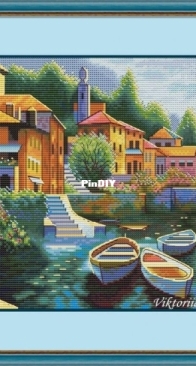 Lake Como by Viktoriia / Victoria Pakhomova