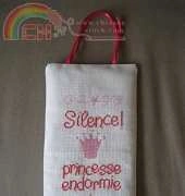 Please Quiet ! Sleeping princess