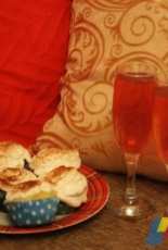 Muffins with cream