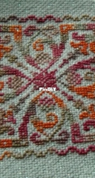 Cross stitched ornament from Tantes Zolder