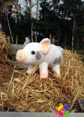 Snuggleme Stitches - Samantha Schreyer - Piggy